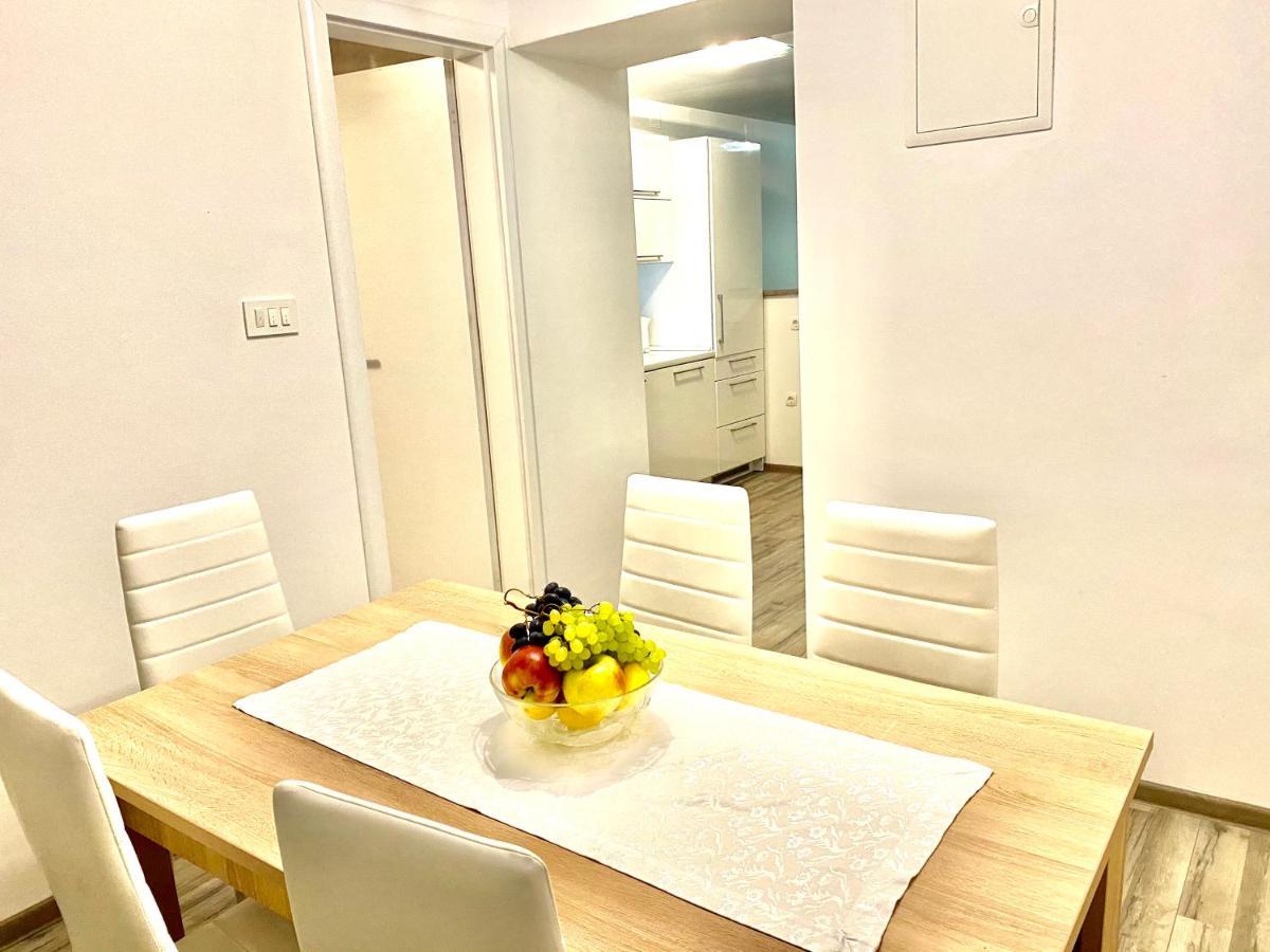 Guesthouse L&K Brinje Zewnętrze zdjęcie